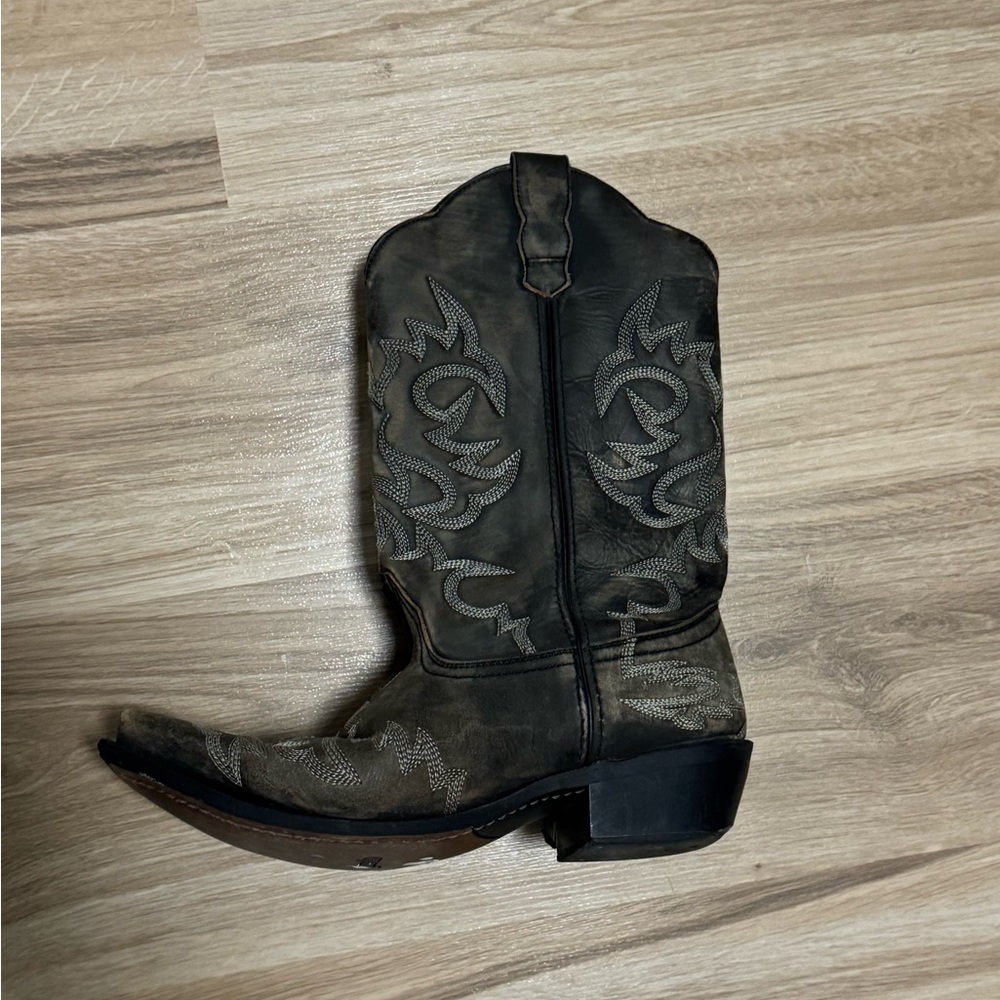 Laredo distressed Black Leather Cowboy boots